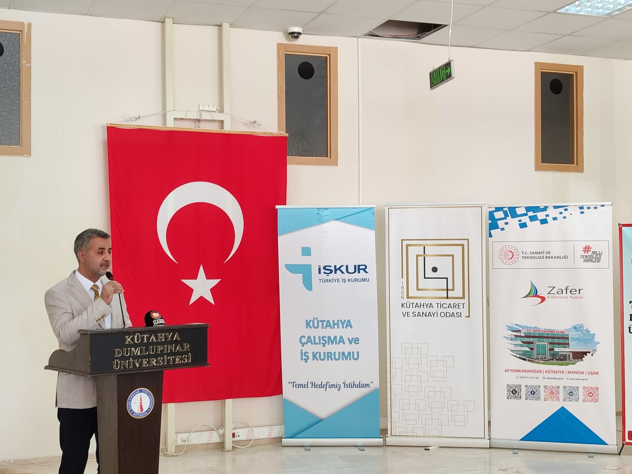 Nitelikli İş Gücü Geliştirme ve Destekleme Projesi Kapsamında Eğitimler Veriliyor - 3