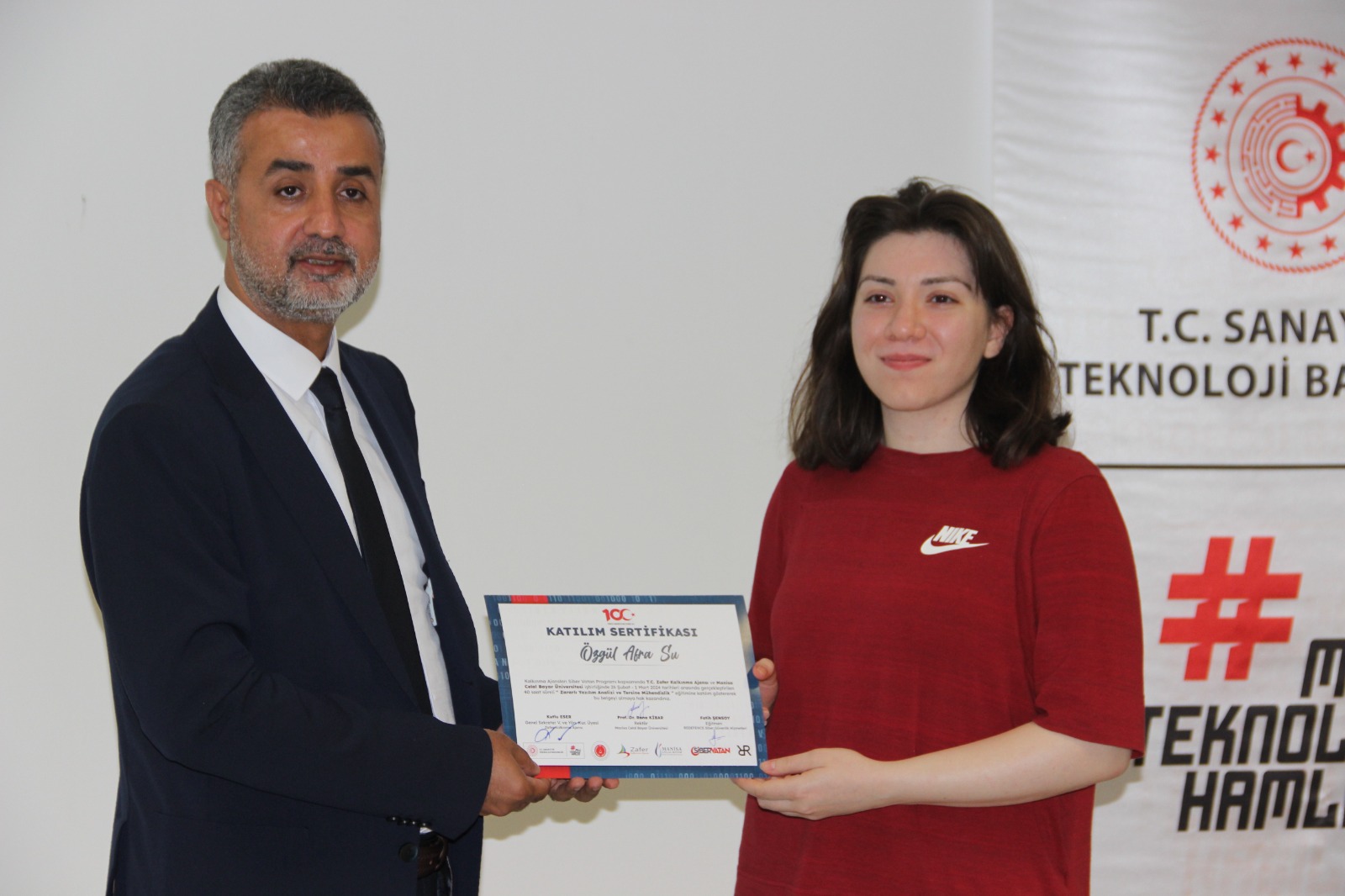 Manisa’da Siber Vatan Sertifika Töreni ve Teknokent – Öğrenci Buluşması Düzenlendi - 9