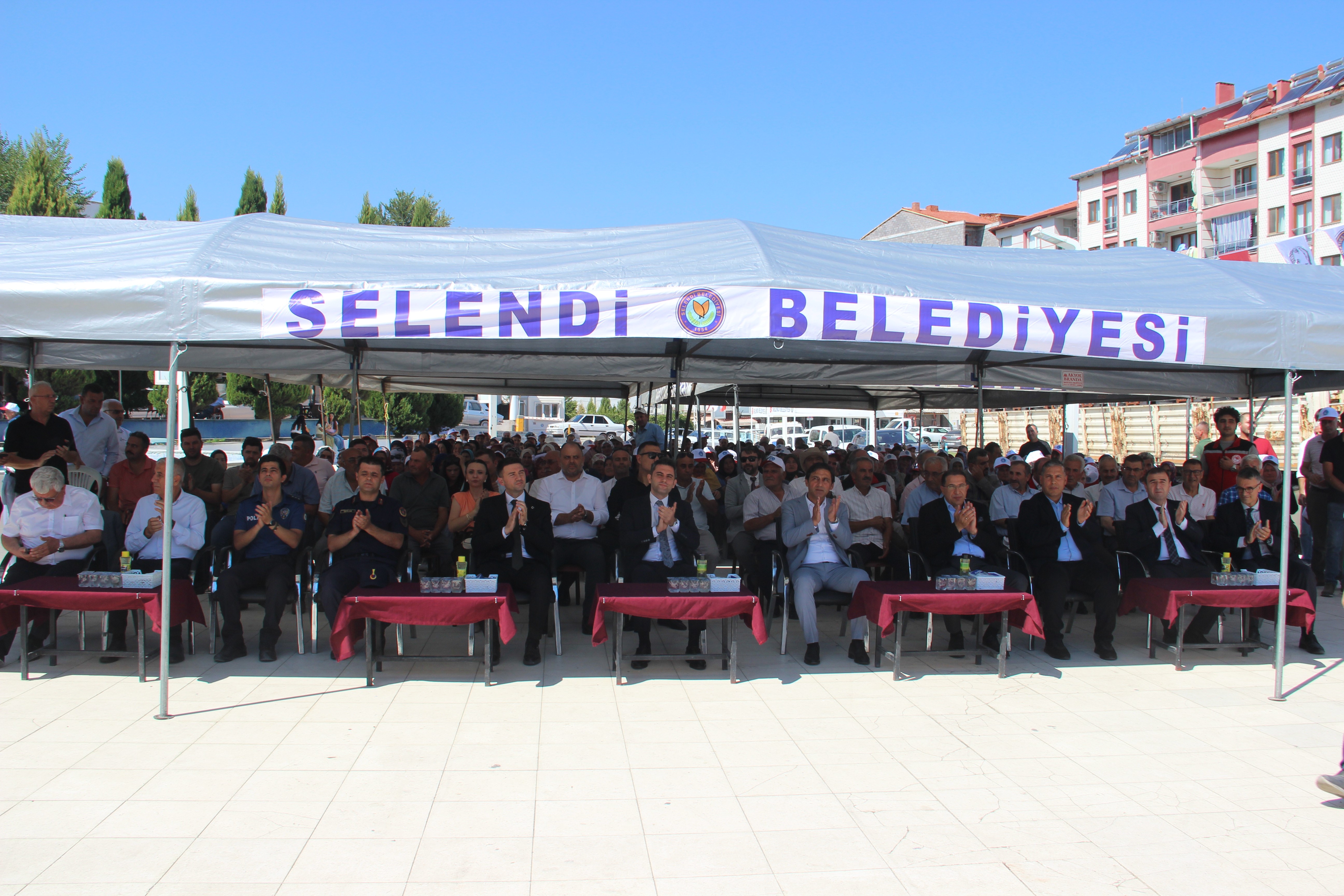 Selendi’de 113 Kadın Üreticiye Süt Soğutma Tankı Desteği Sağlandı - 1
