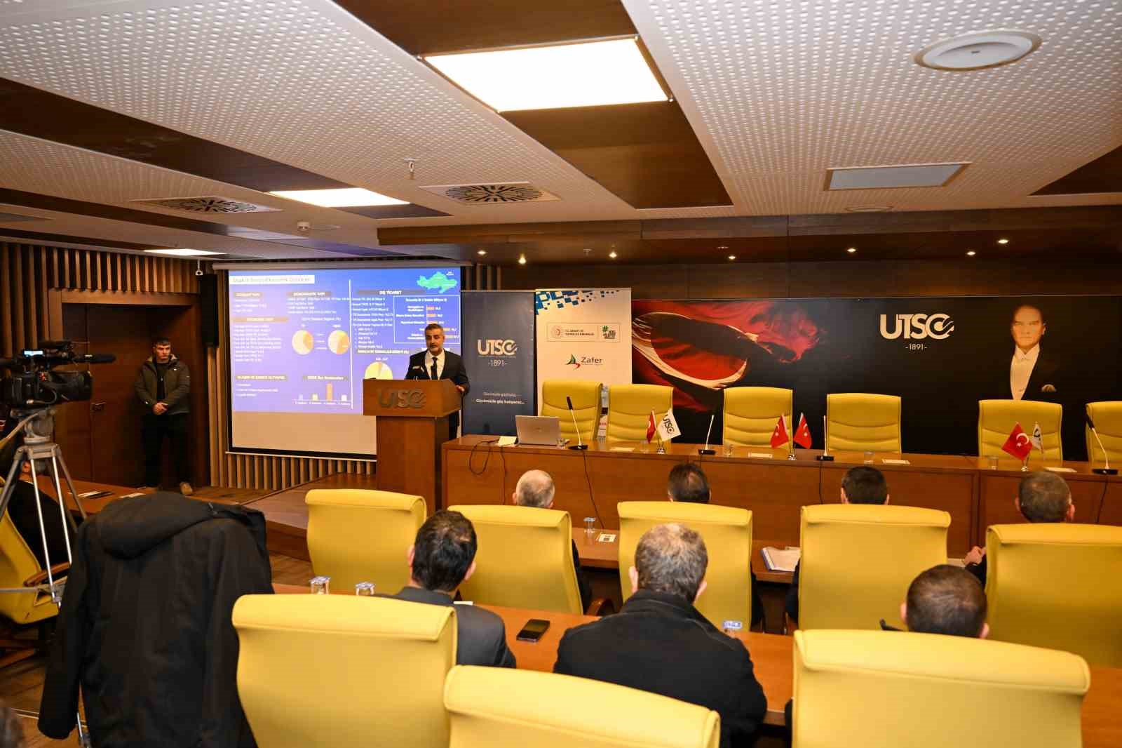 Uşak İli Sanayi Dönüşüm Planı Sanayicilere Sunuldu - 3