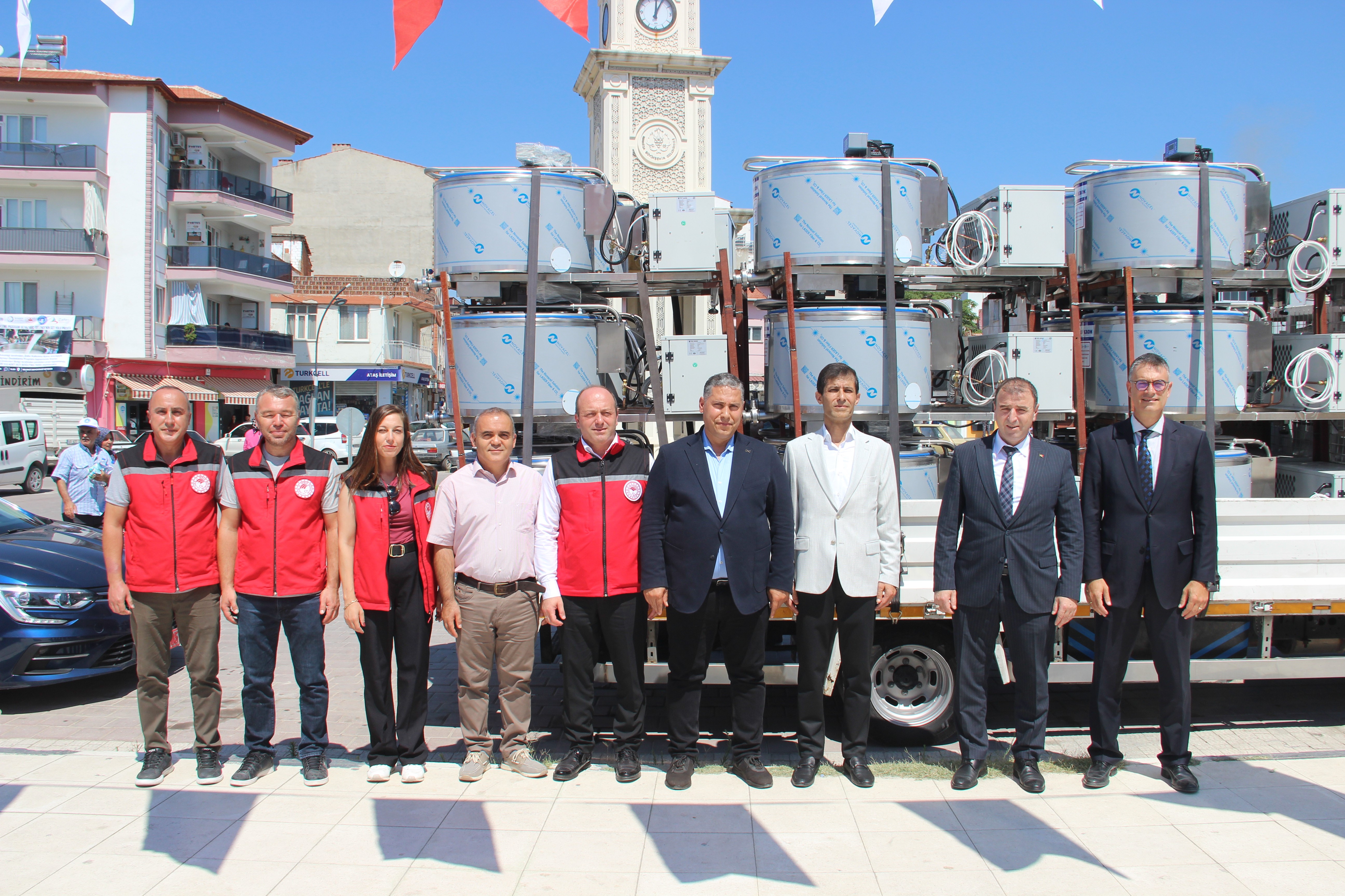 Selendi’de 113 Kadın Üreticiye Süt Soğutma Tankı Desteği Sağlandı - 9
