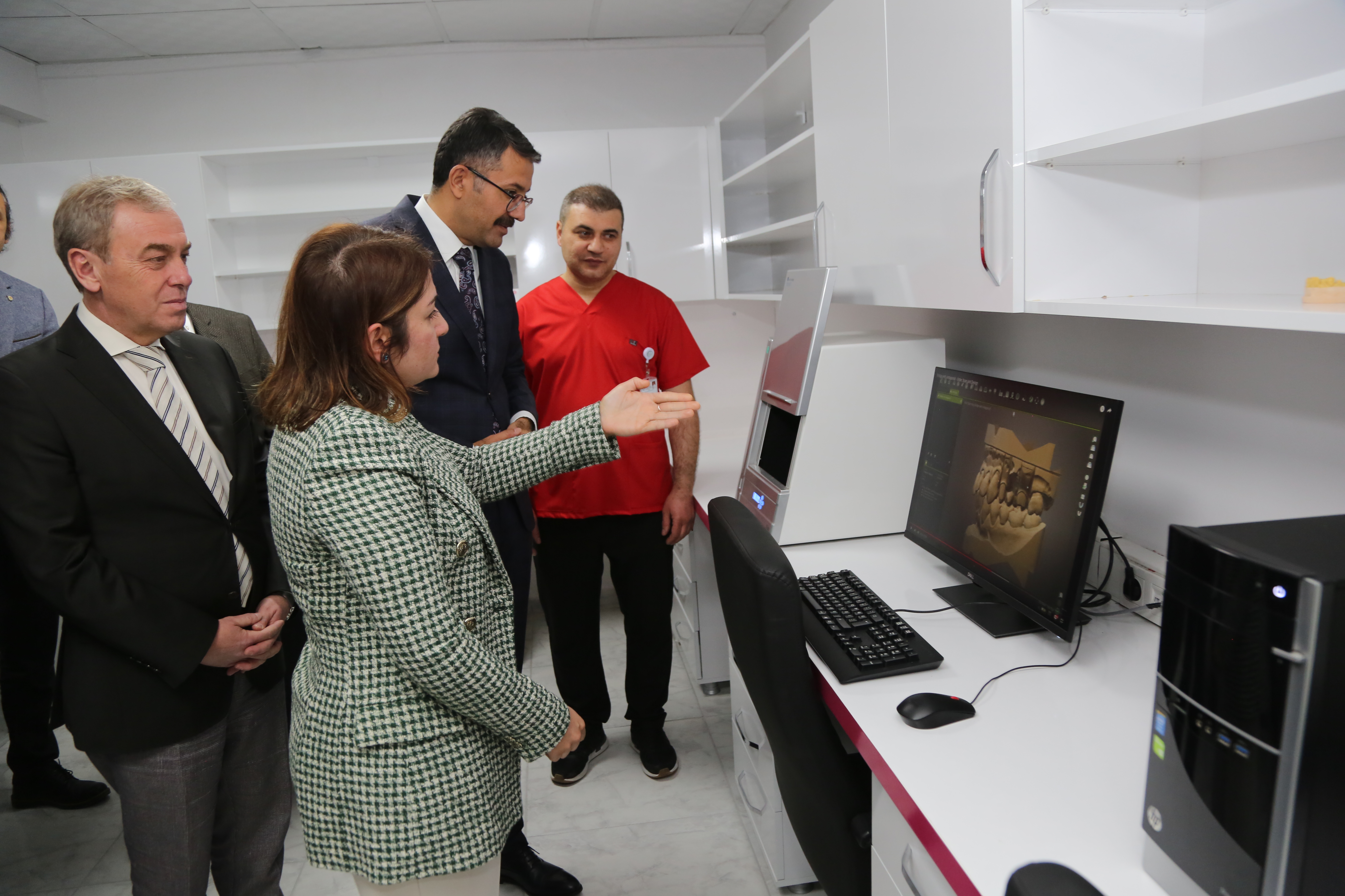 Kütahya’yı, Zirkonyum Diş Tasarımı ve Üretiminde Söz Sahibi Yapacak Proje Hayata Geçiriliyor - 9