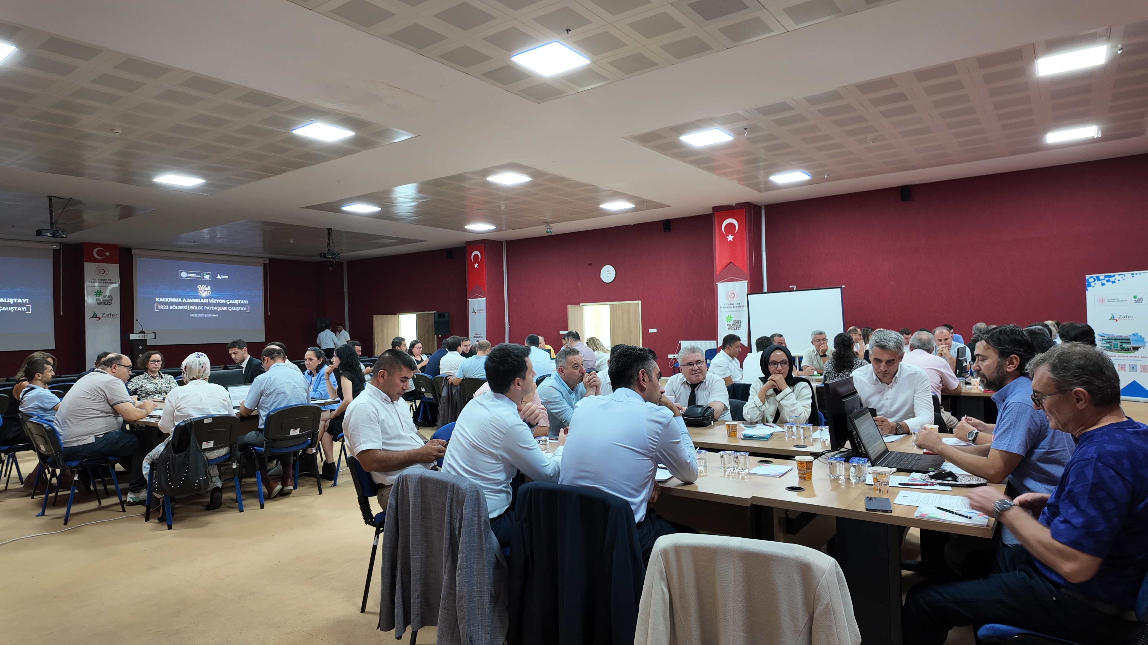 “Ufuk 2040” Bölge Paydaşları Çalıştayı Kütahya’da Gerçekleşti - 3